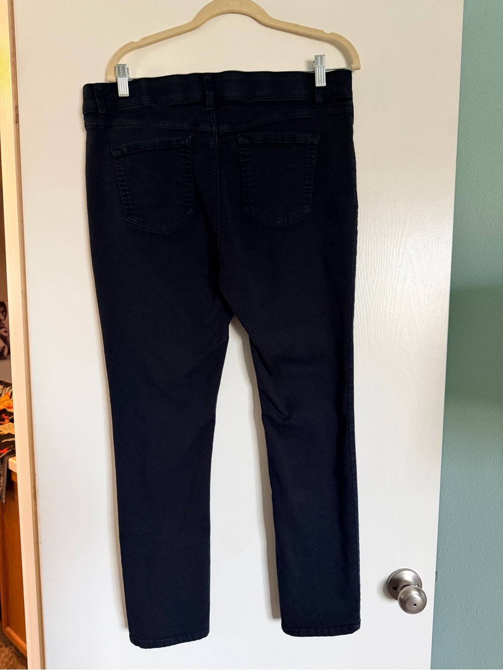 Liz Claiborne Sara Slim Leg Jeans Size 14 Dark Indigo Stretch Denim - Picture 5 of 9